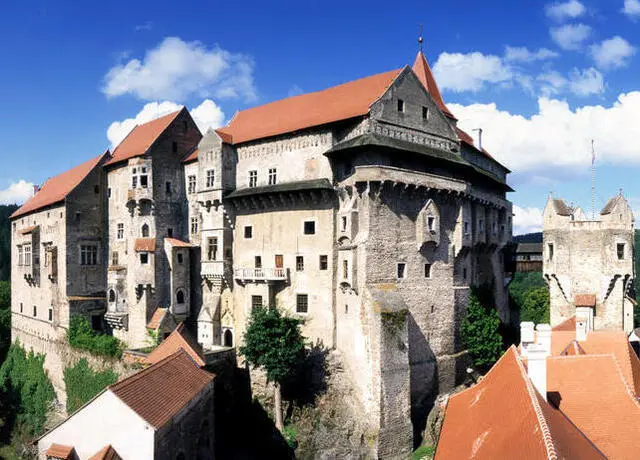 hrad Pernštejn